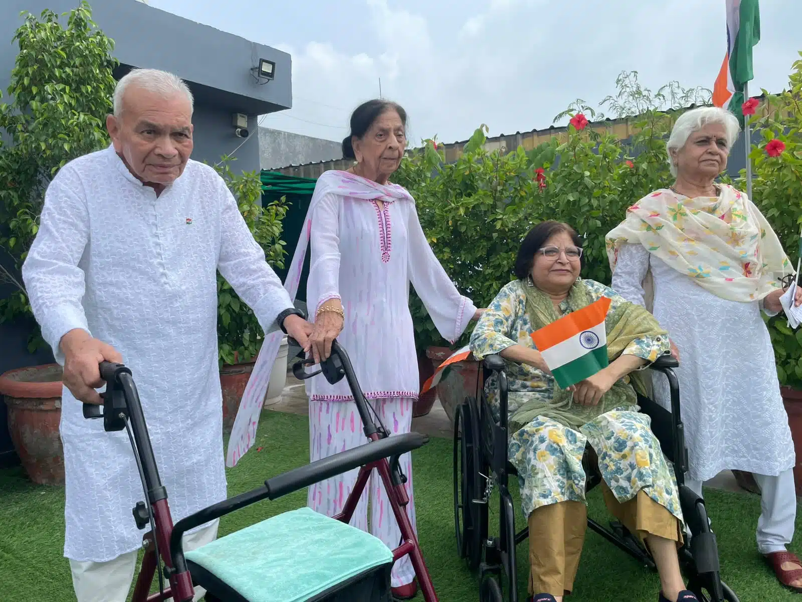 Resident enjoying life at Gracias Living